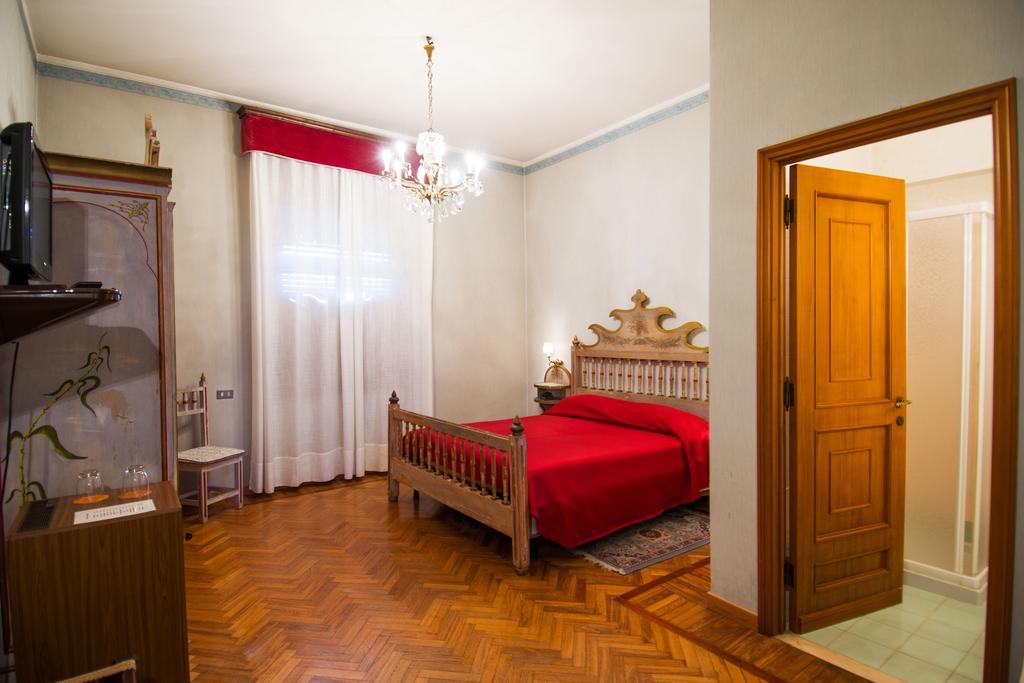 Hotel I Due Foscari Busseto Phòng bức ảnh